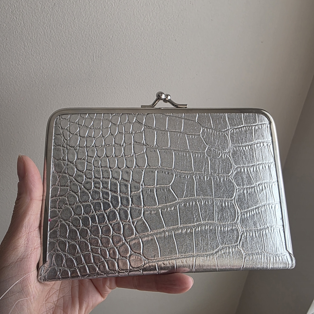 Silver Crocodile Print Embossed Photo Album Clutch - Picture 3 of 4